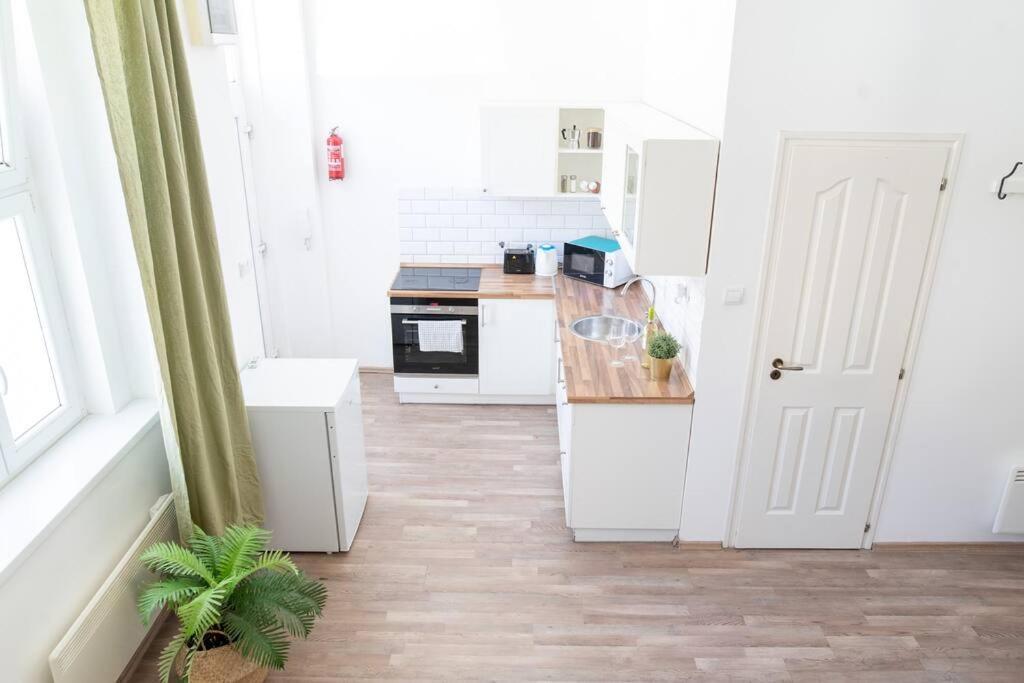 N28 Studio Next To Andrassy Boulevard. Budapest Esterno foto
