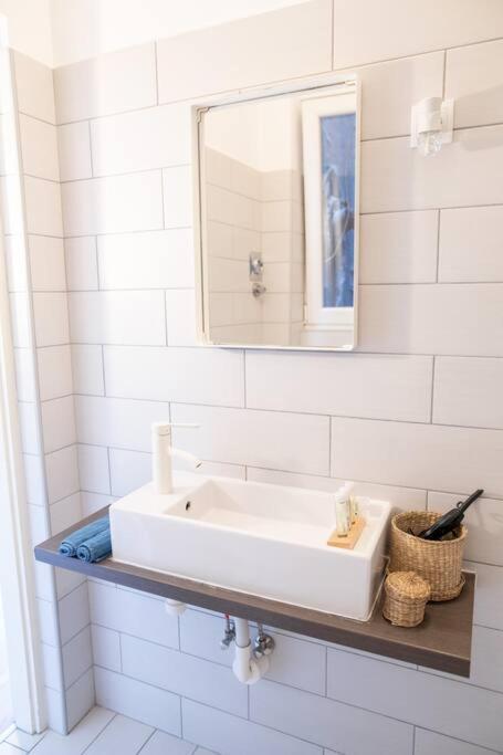 N28 Studio Next To Andrassy Boulevard. Budapest Esterno foto